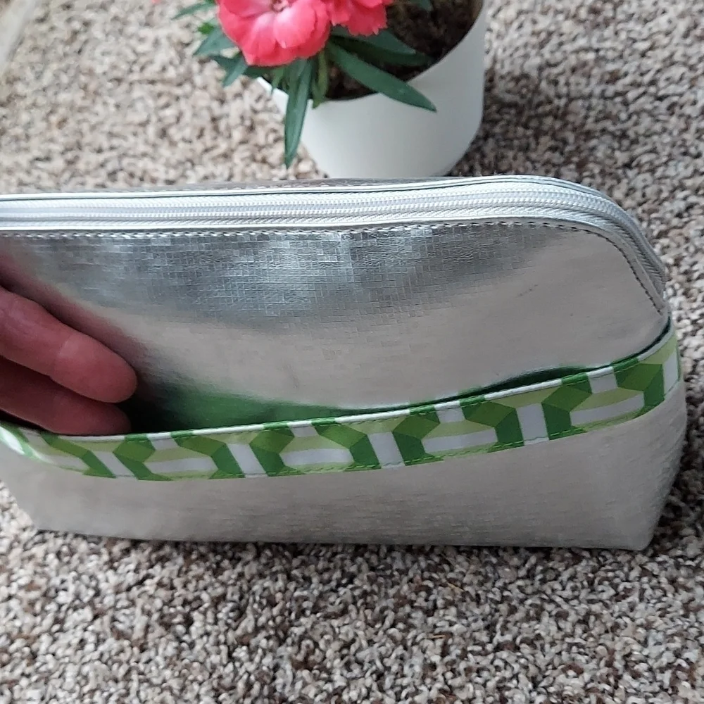 New Clinique cosmetic bag